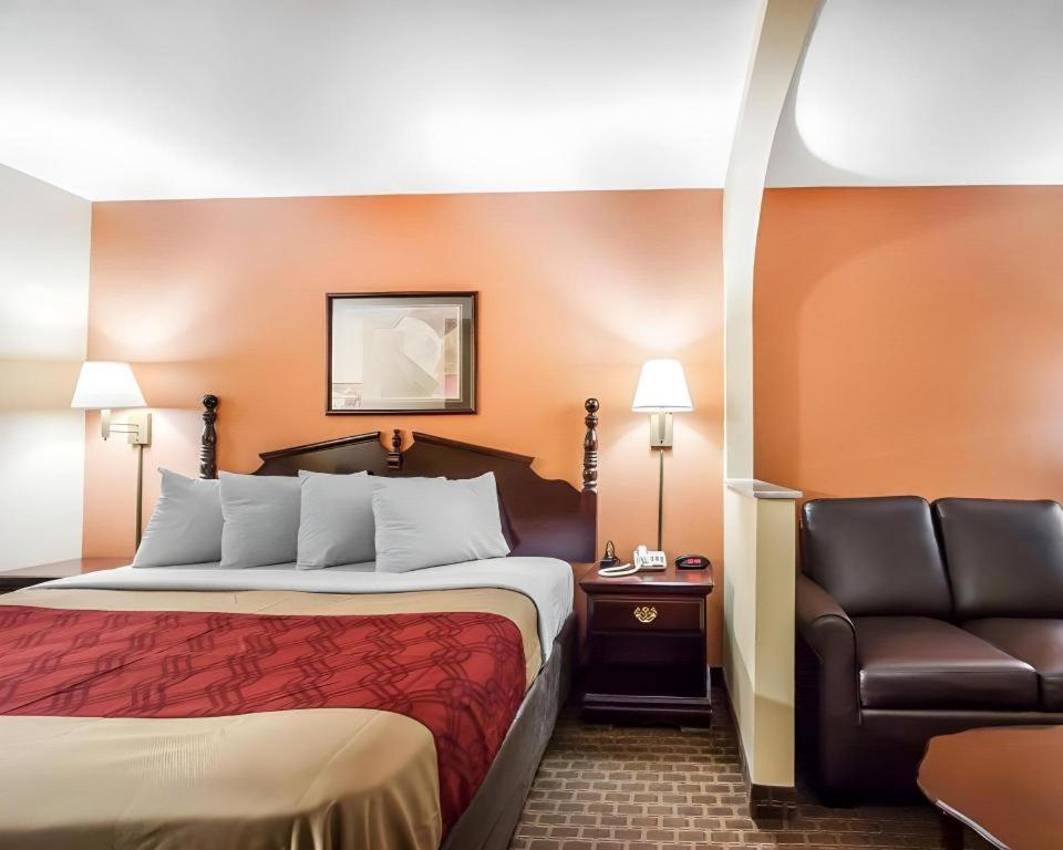 Econo Lodge Inn & Suites I-20, Exit 73 Tuscaloosa Extérieur photo