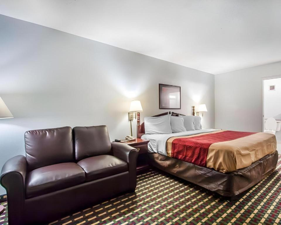 Econo Lodge Inn & Suites I-20, Exit 73 Tuscaloosa Extérieur photo