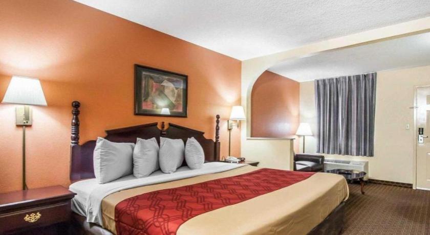 Econo Lodge Inn & Suites I-20, Exit 73 Tuscaloosa Extérieur photo